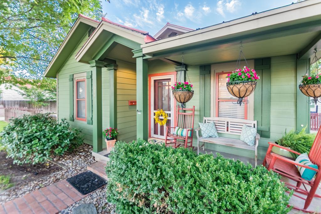 Agape Front Cottage Fredericksburg Buitenkant foto
