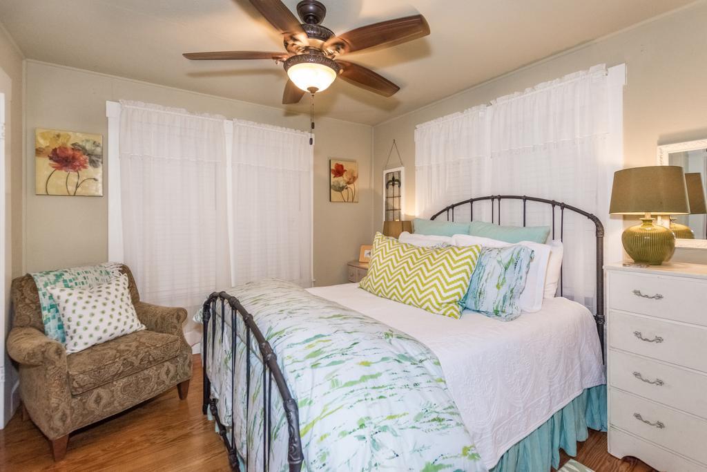 Agape Front Cottage Fredericksburg Buitenkant foto